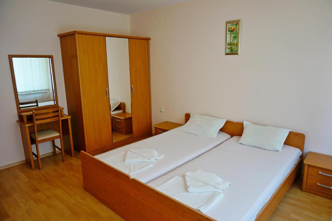 Gt Privilege Fort Beach Apartments Elenite Exterior foto