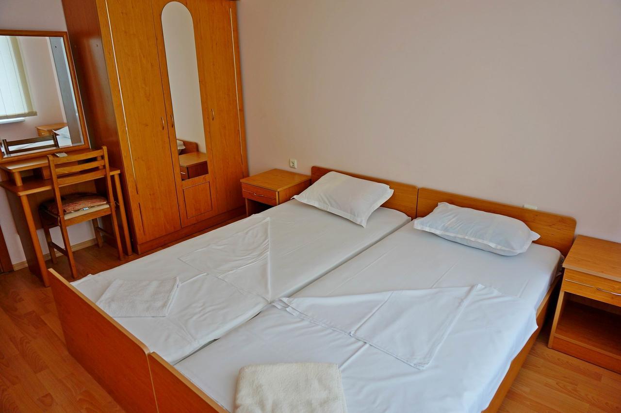Gt Privilege Fort Beach Apartments Elenite Exterior foto