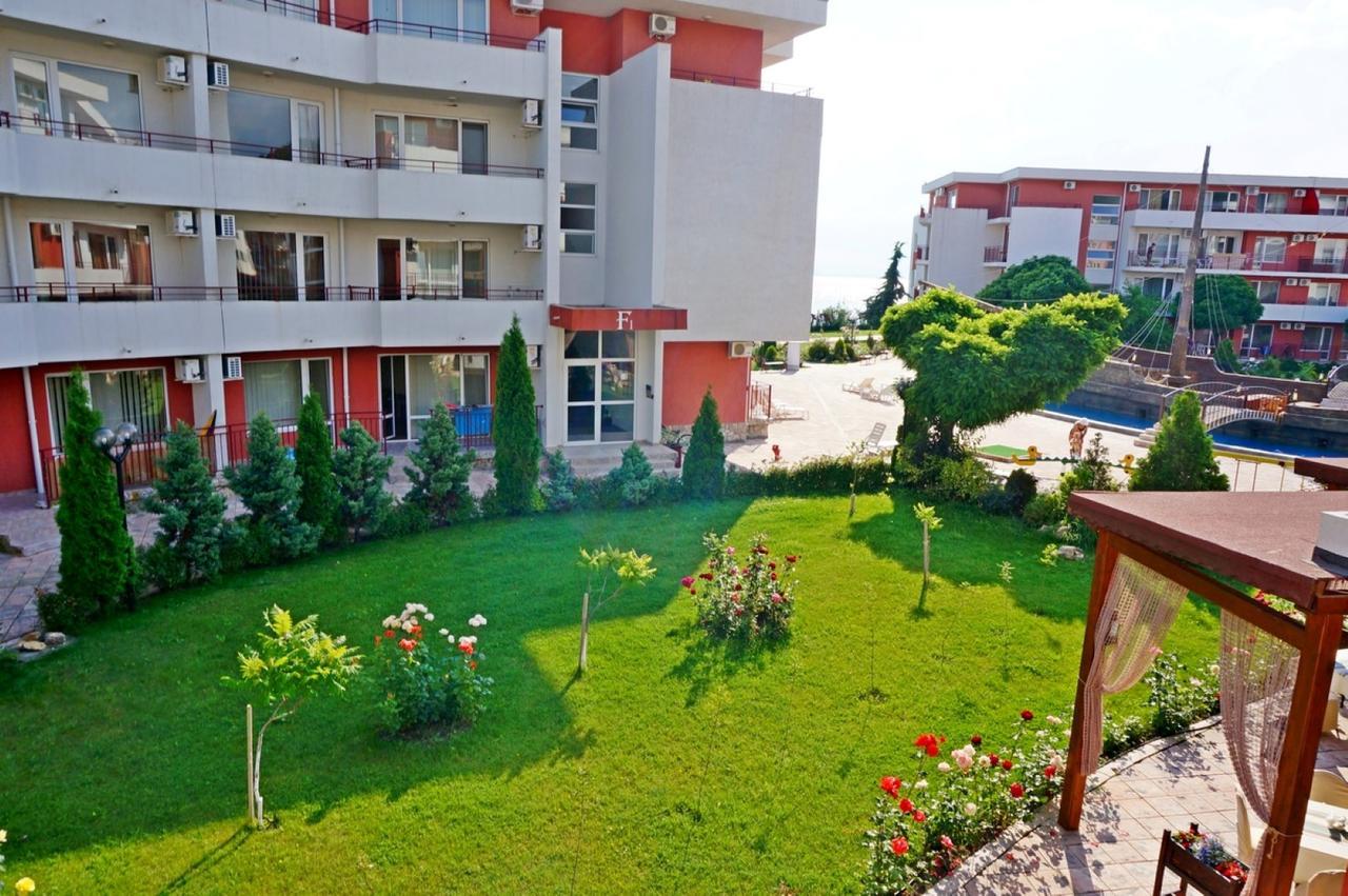 Gt Privilege Fort Beach Apartments Elenite Exterior foto